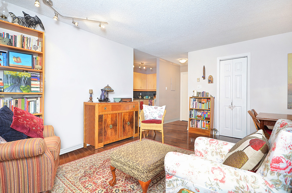 Hintonburg Condo Curious