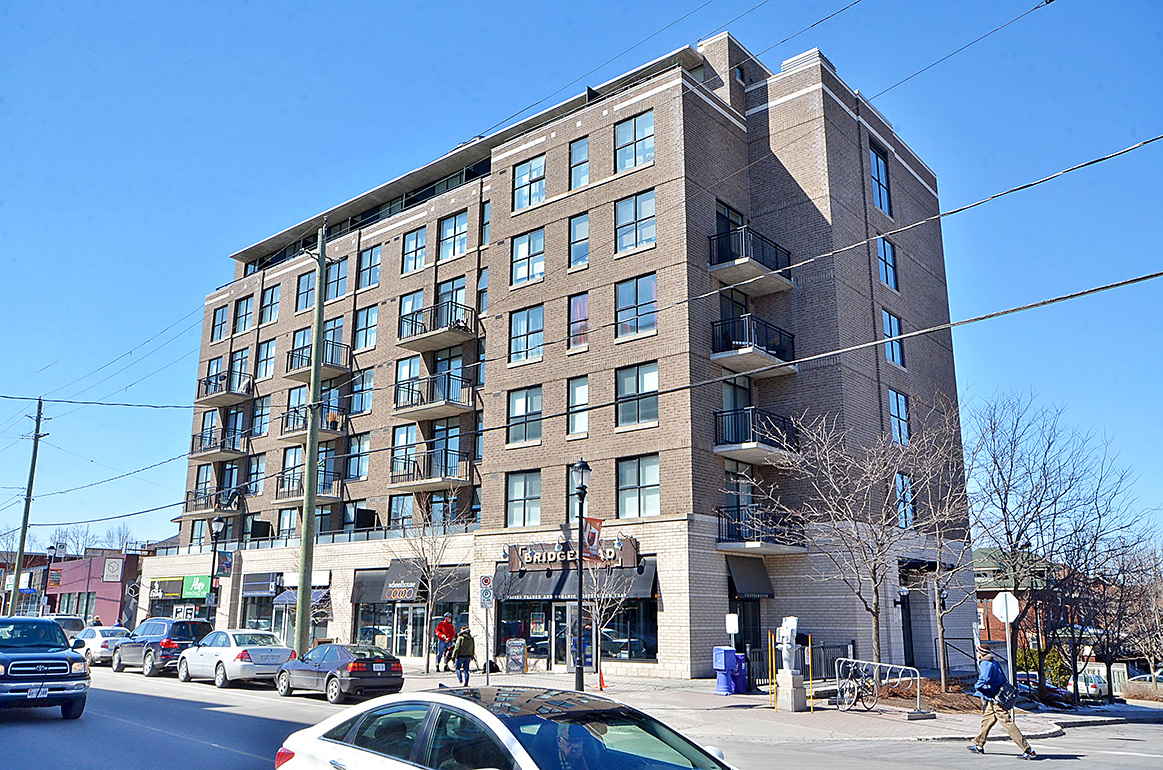 150 Caroline Avenue Condo Curious